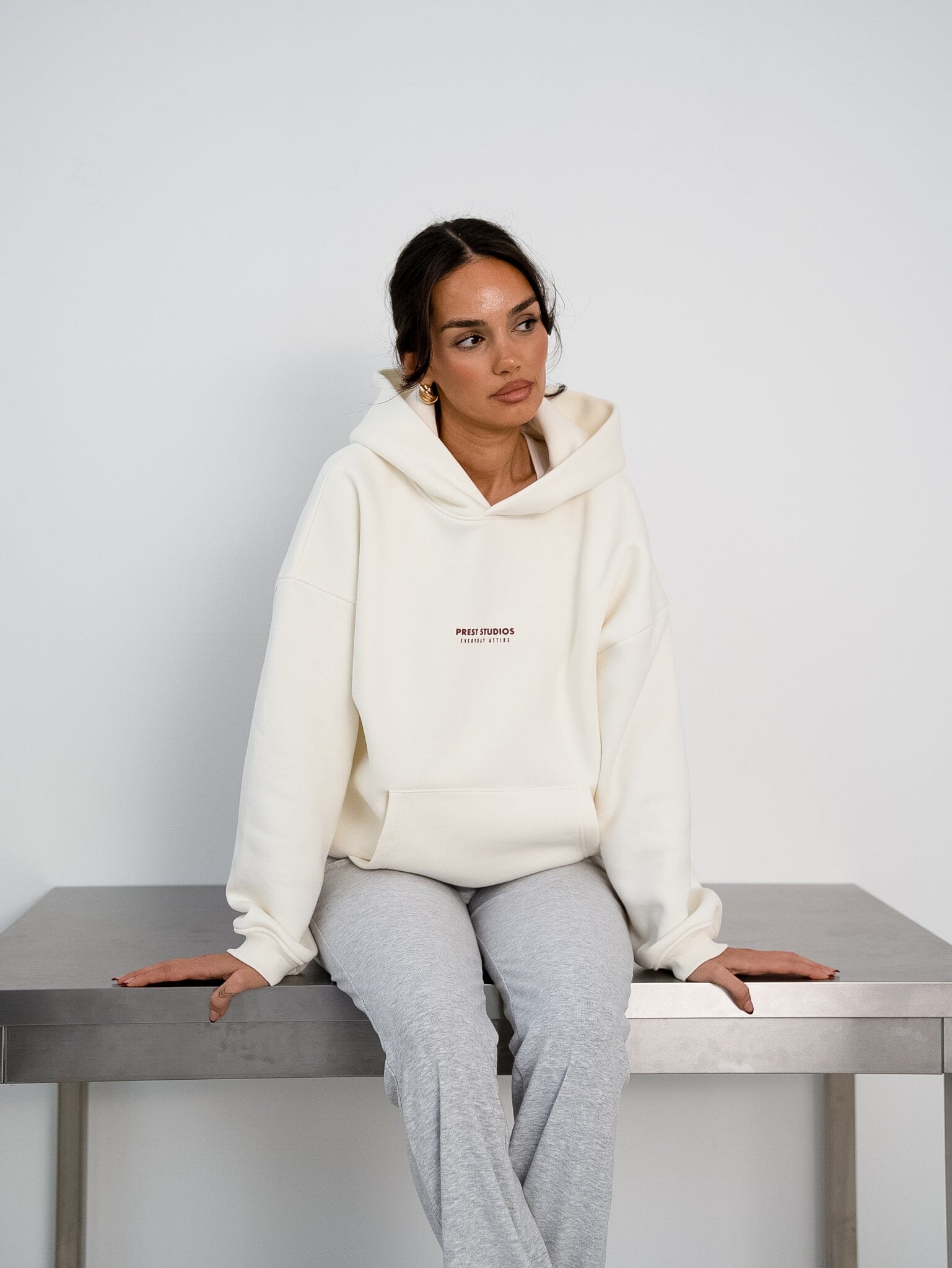 Oversize Hoodie Creme PREST STUDIOS 