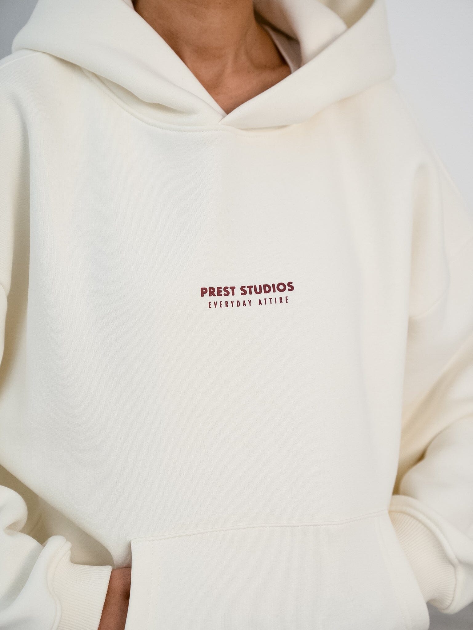 Oversize Hoodie Creme PREST STUDIOS 