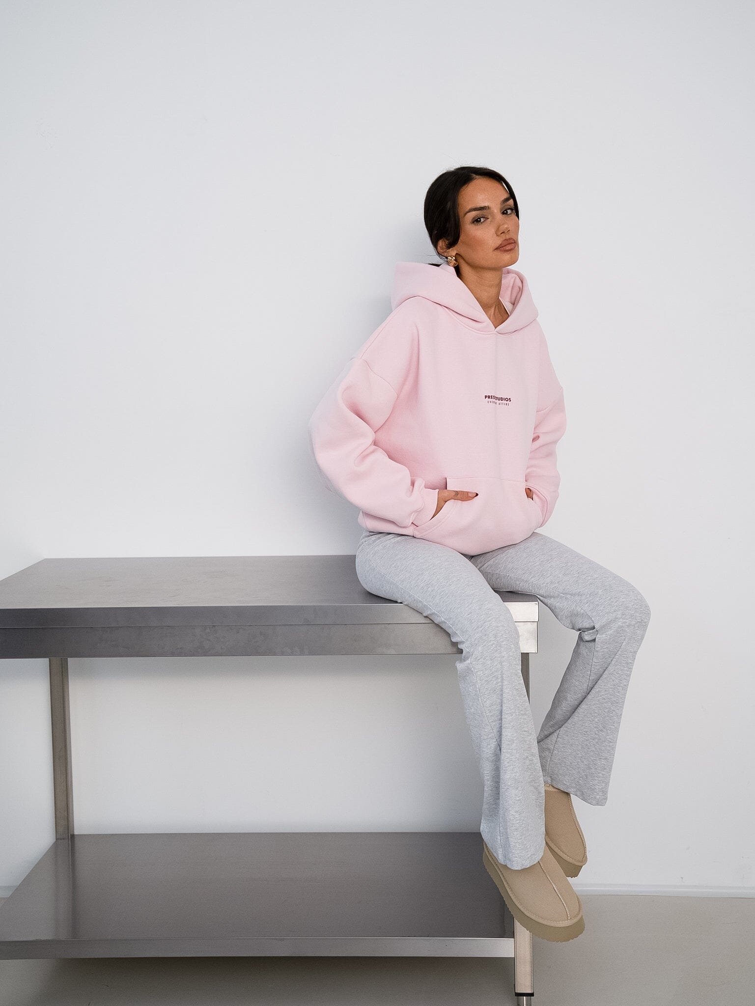 Oversize Hoodie Rosa PREST STUDIOS 