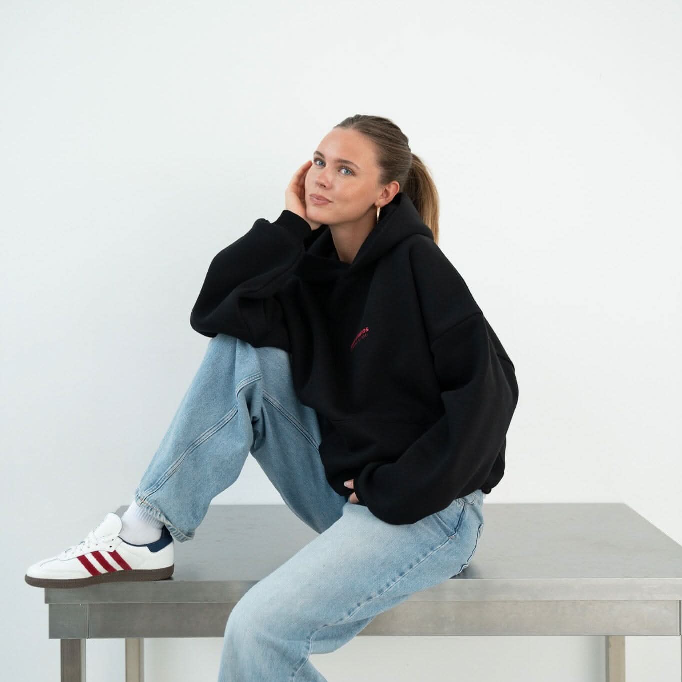 Hoodie Schwarz HOODIE PREST STUDIOS 