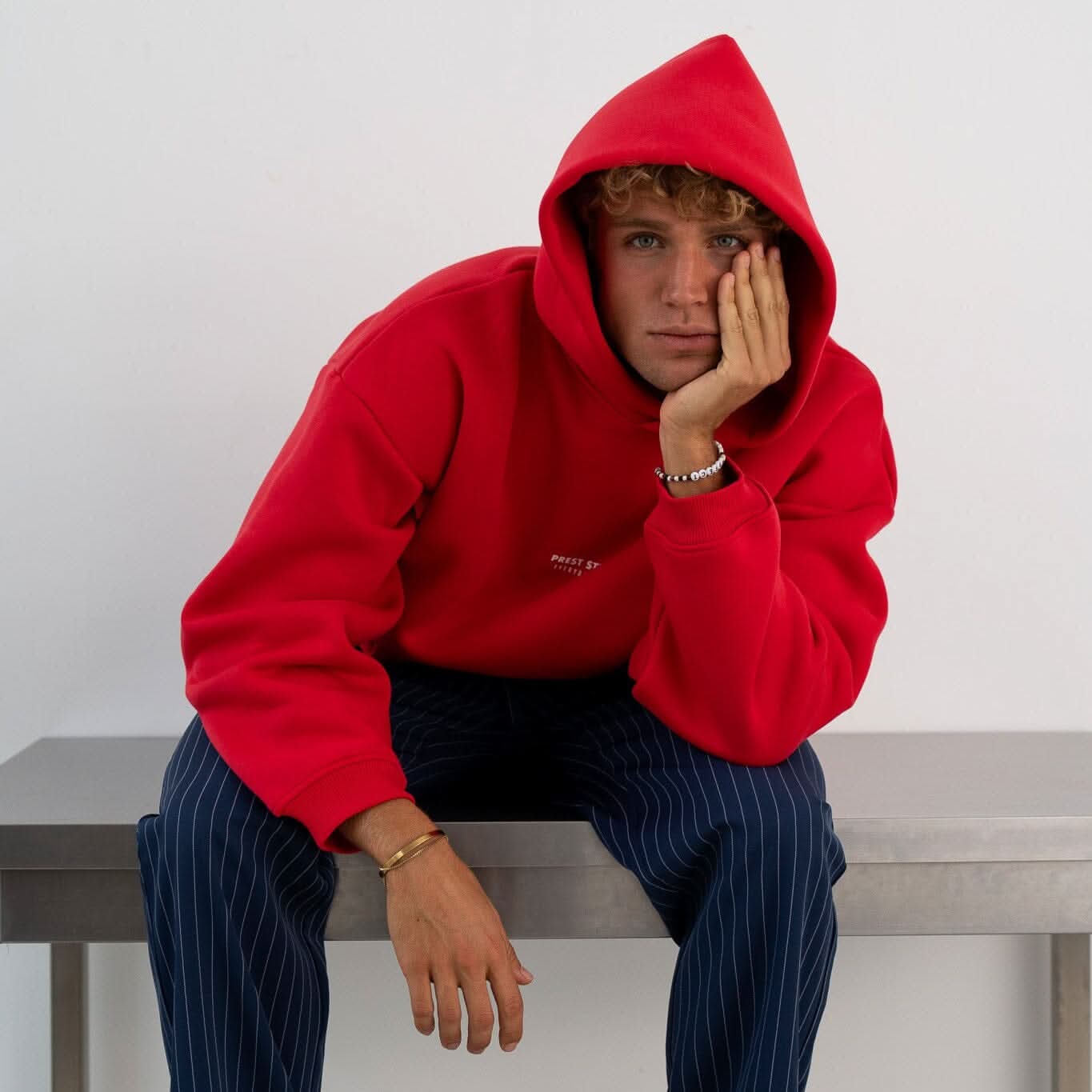 Roter oversize Hoodie Herren