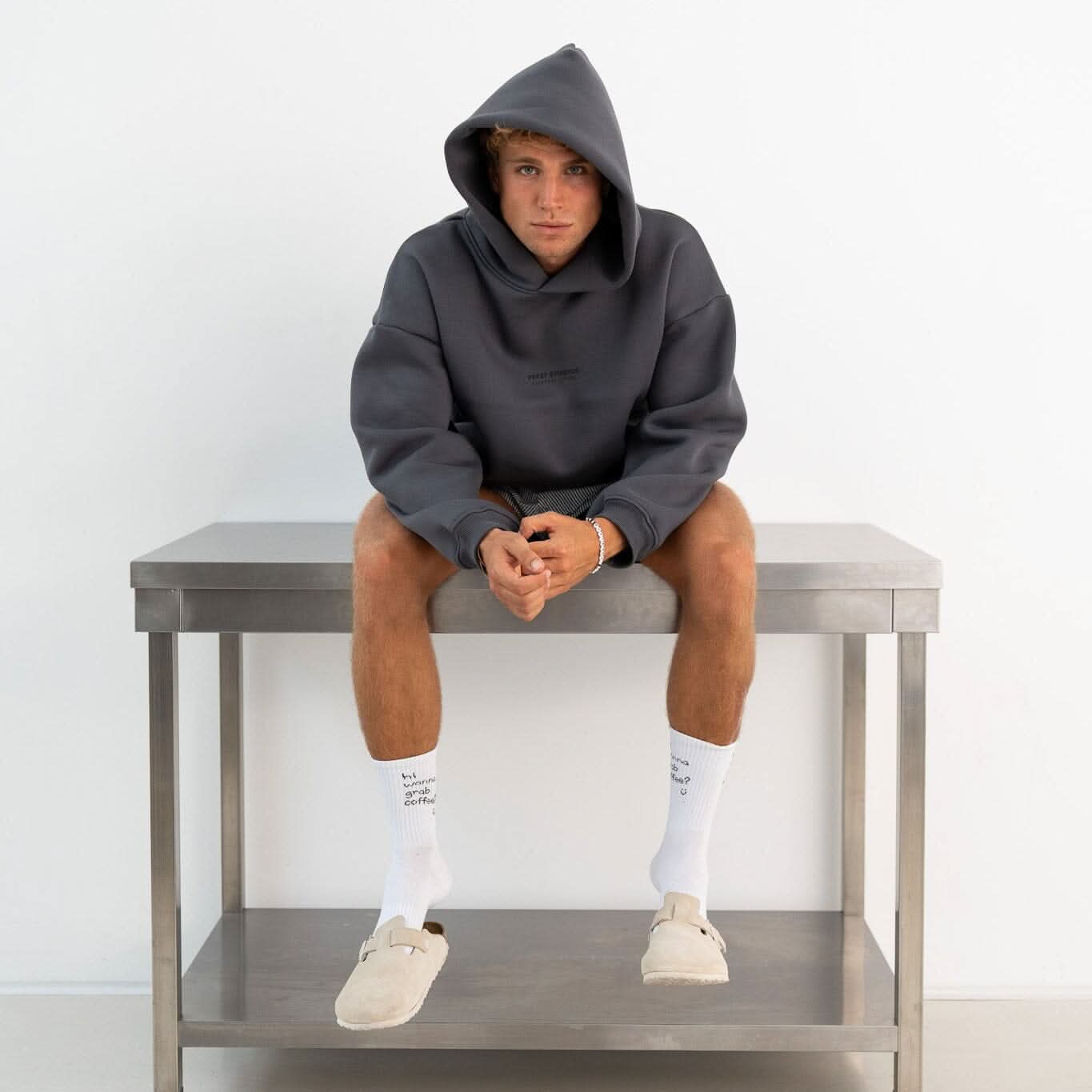 Hoodie Dunkel Grau PREST STUDIOS 