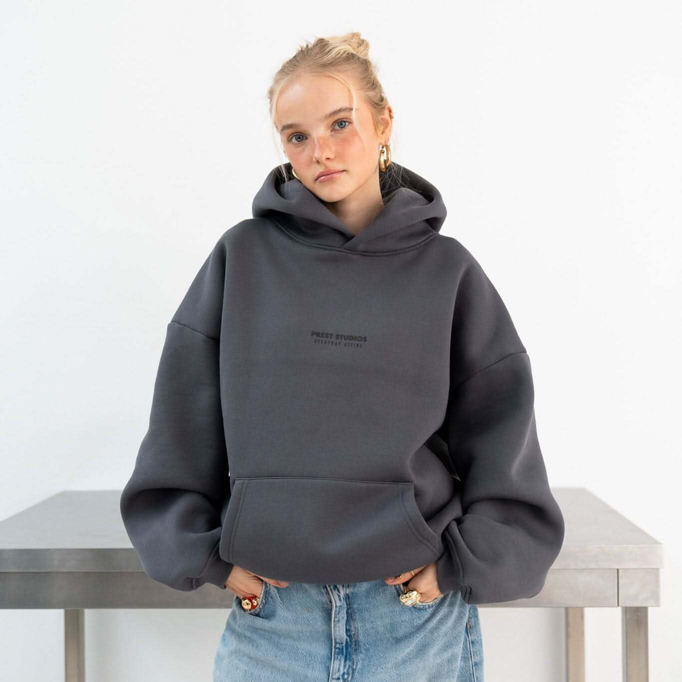 Dunkelgrauer hoodie damen