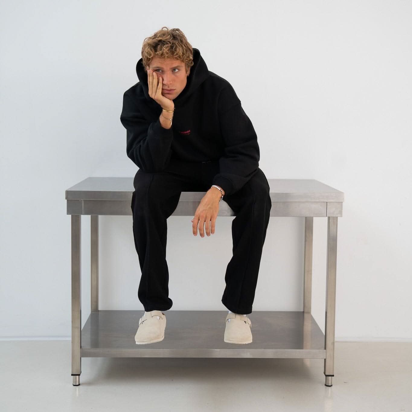 Hoodie Schwarz HOODIE PREST STUDIOS 