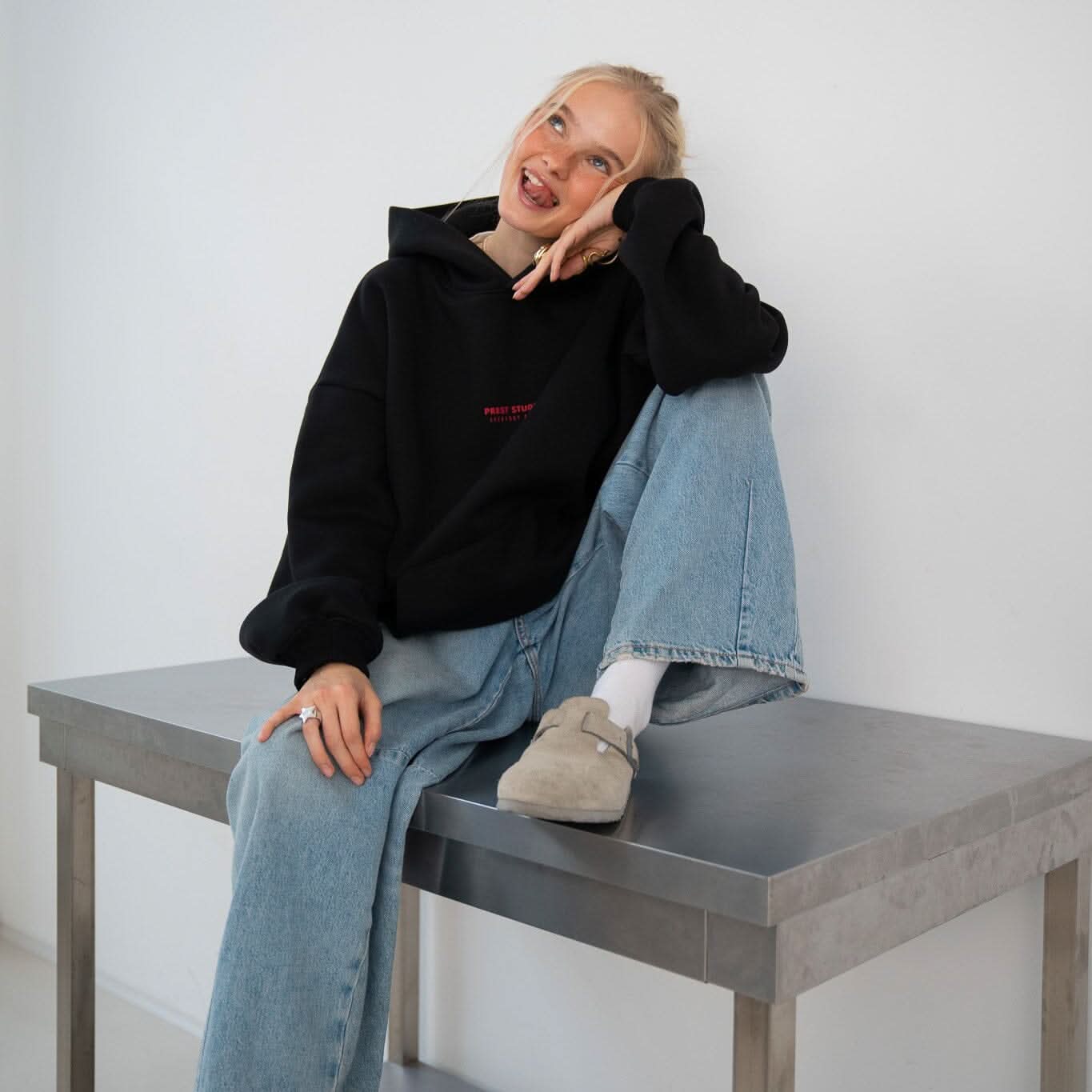 Hoodie Schwarz HOODIE PREST STUDIOS 