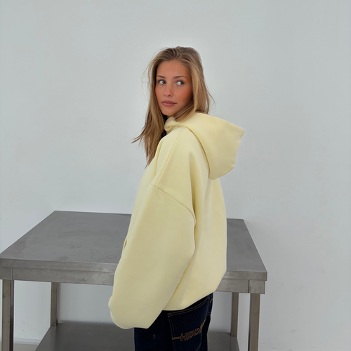 Hoodie Butter Yellow PREST STUDIOS | Model: Emilia - 175cm - M