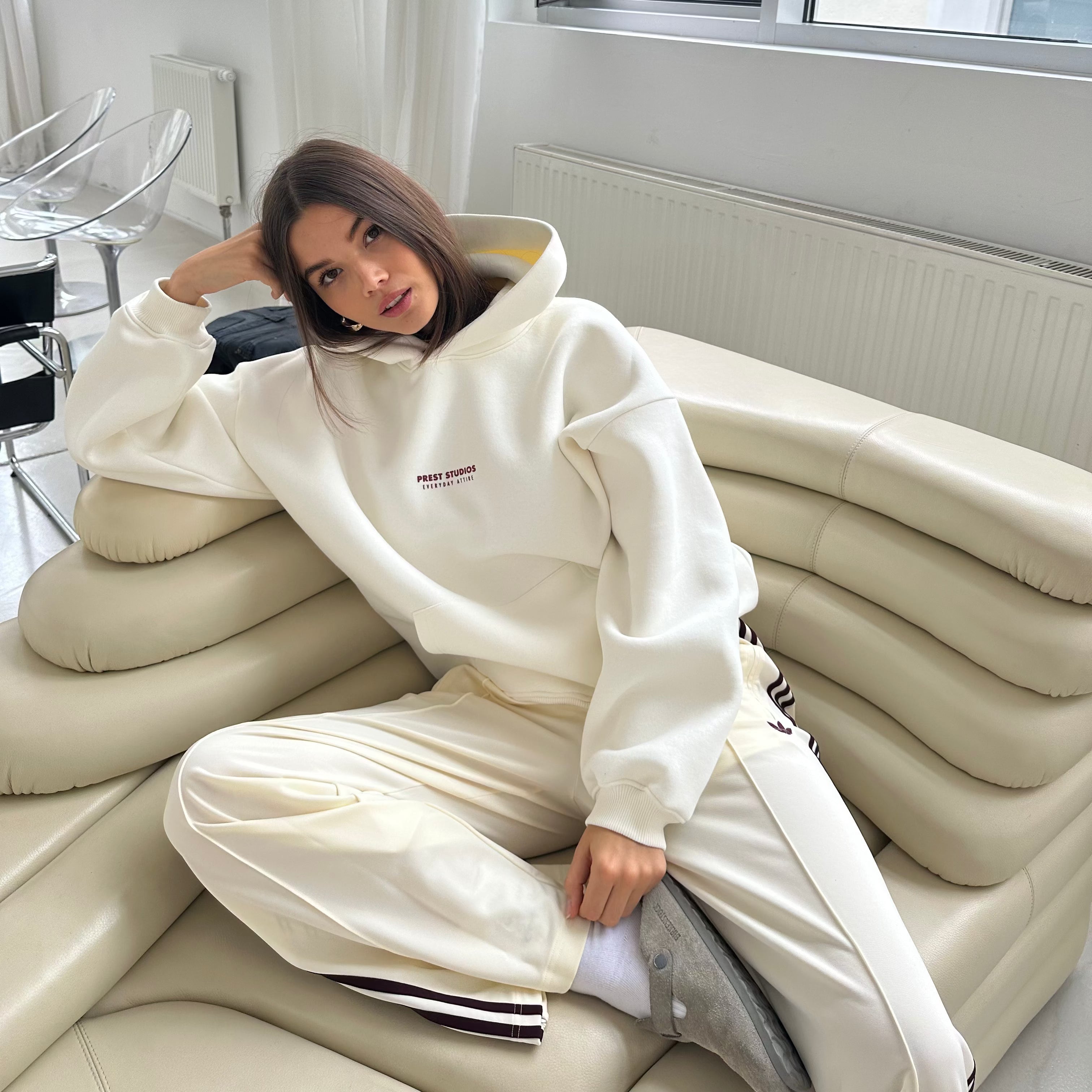 Hoodie Creme PREST STUDIOS 