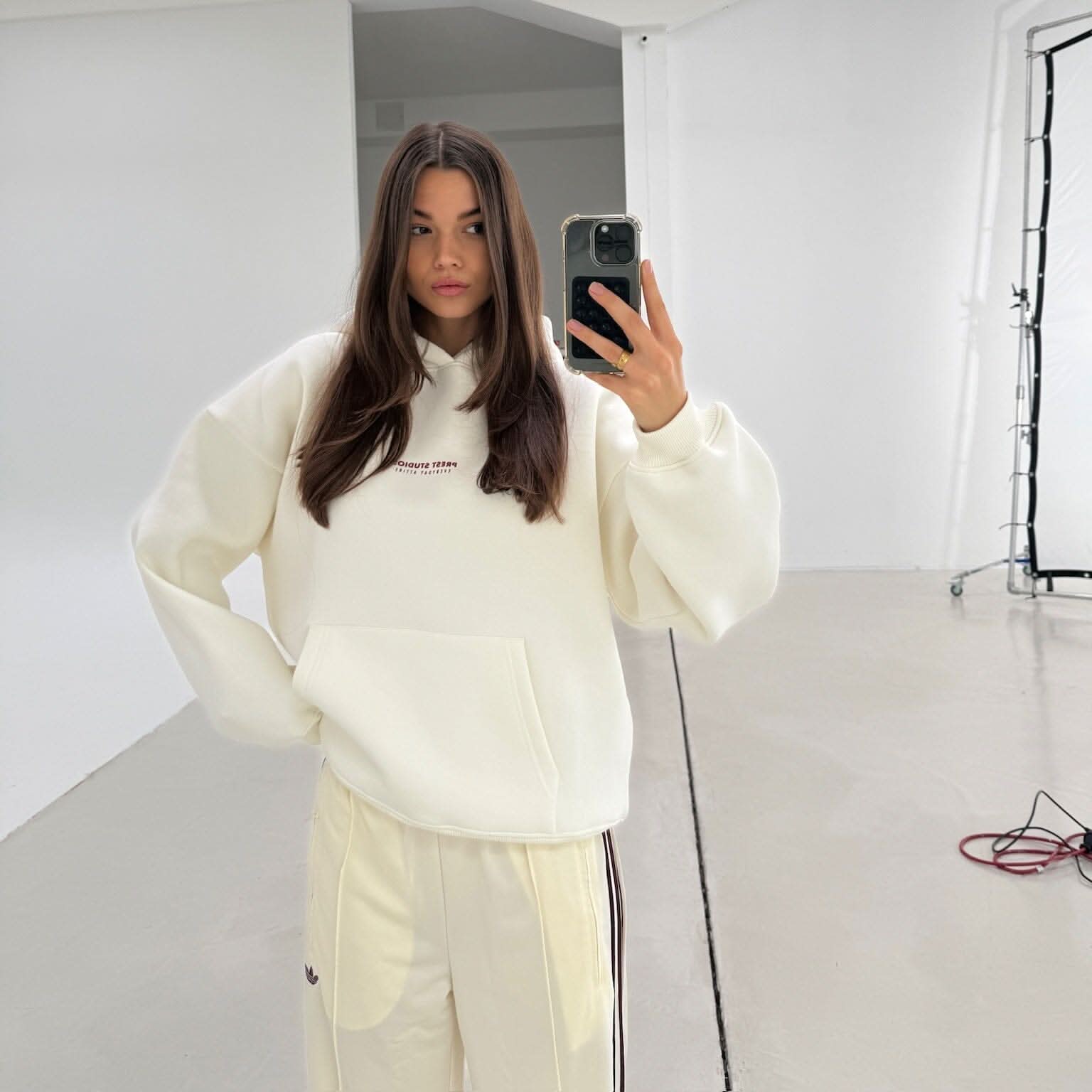 Hoodie Creme PREST STUDIOS 